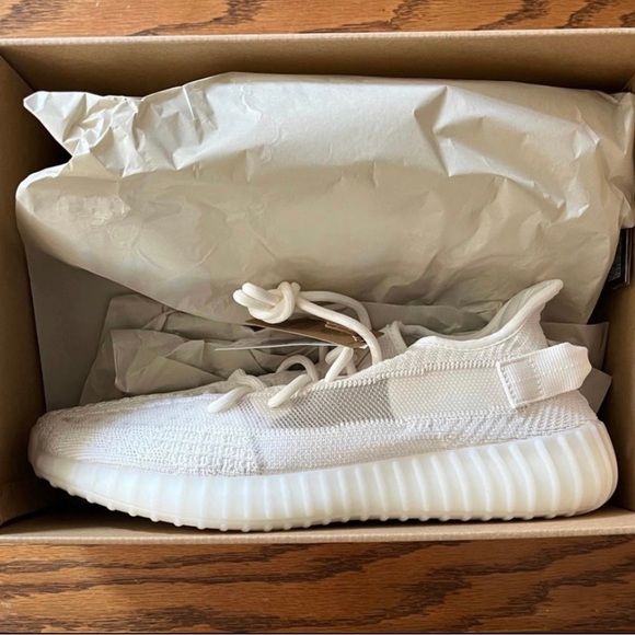 Yeezy 350 bone brand new size 7.5 - Picture 2 of 3